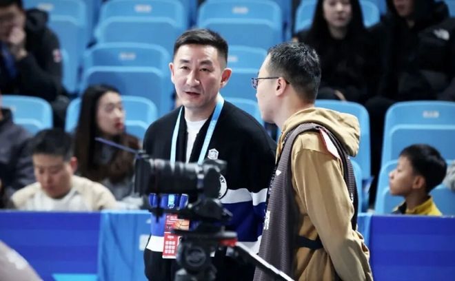 CBA速递！宏远加入胡金秋争夺战，陈盈骏获顶薪续约，林庭谦签两千万合同