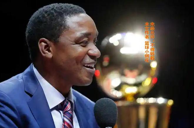 乌拉圭队内讧？皇马队长57分钟被换下:不理70岁老帅 捂嘴对话他人