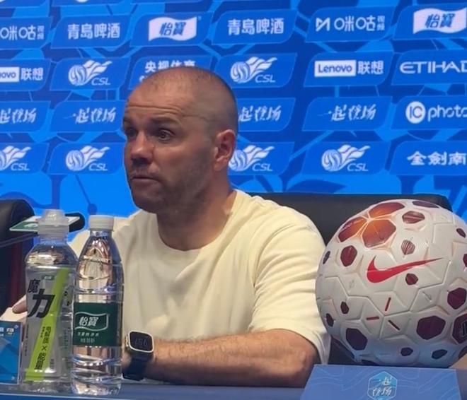 签一天短约!洛瑞将以猛龙球员身份正式退役:7号球衣也将退役