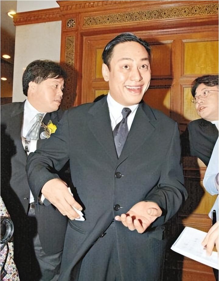 突发！猛龙紧急刹车，小卡交易被叫停！确实有点坑
