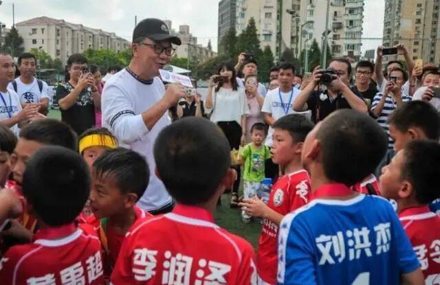 前湖人冠军助教揭秘詹眉合练机会少:詹姆斯起太早 浓眉起太晚