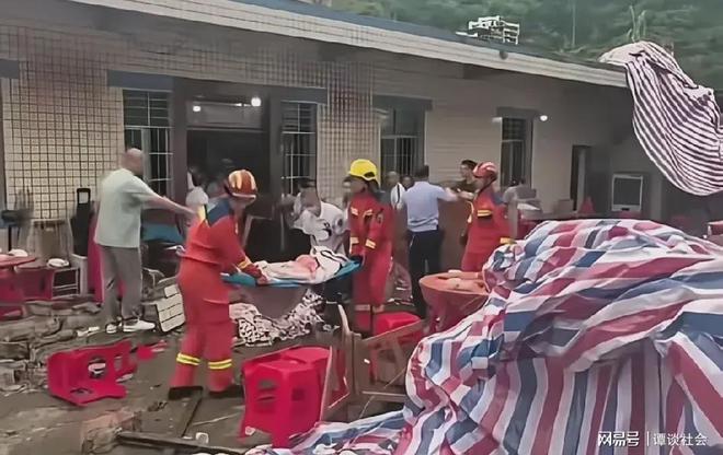 中国男篮重大调整，郭士强淘汰三人引争议，胡明轩有望再成队长